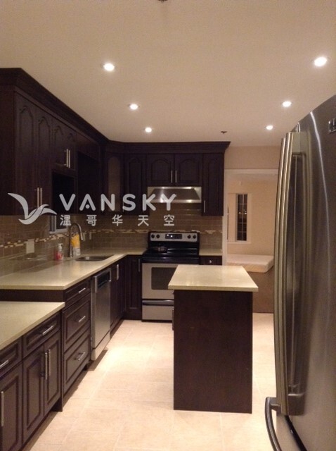 241020170026_Upstairs kichen.jpg